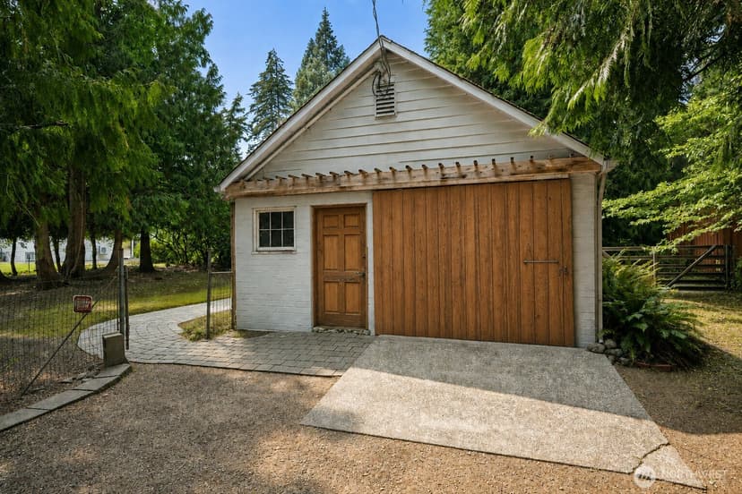 Property photo for 35623 9th Avenue SW, Federal Way photo 5