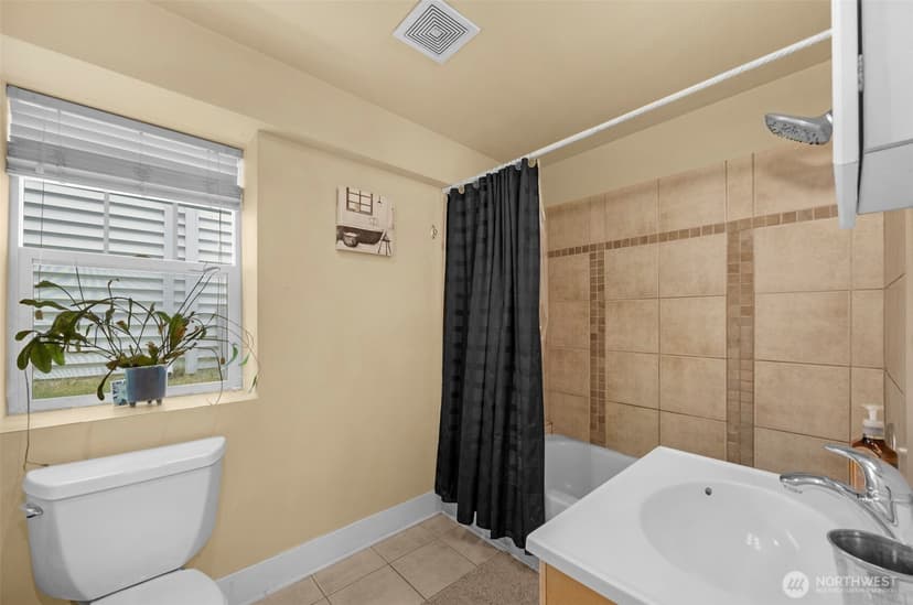 Property photo for 5615 S 2nd Avenue, Everett photo 29