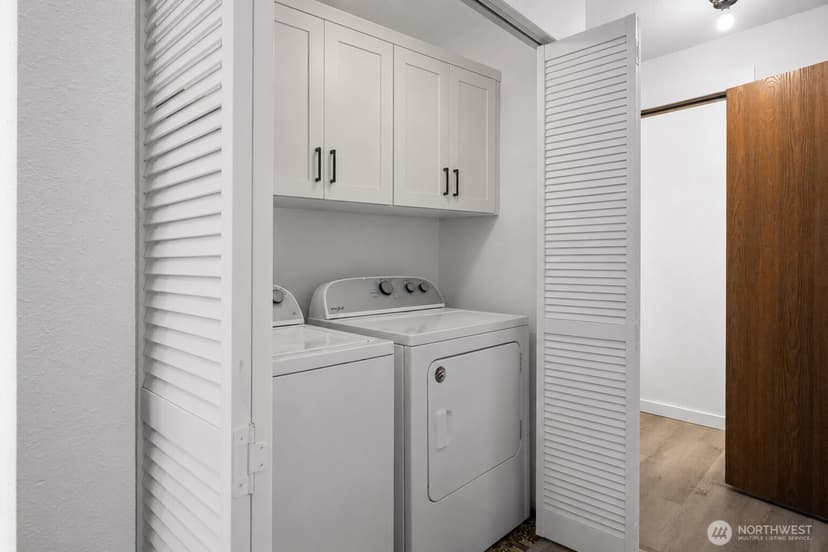 Property photo for 1555 Union Avenue NE #23, Renton photo 8