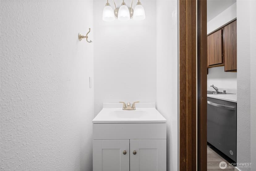 Property photo for 1555 Union Avenue NE #23, Renton photo 7