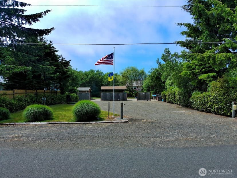 Property photo for 240 Queets Street SW, Ocean Shores photo 18