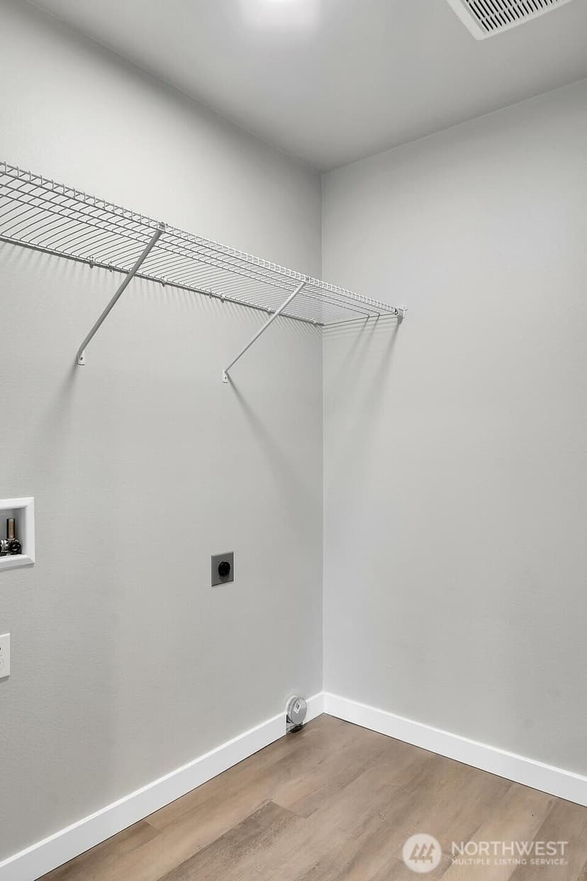 Property photo for 3712 NE 127 Drive NE #B, Lake Stevens photo 5