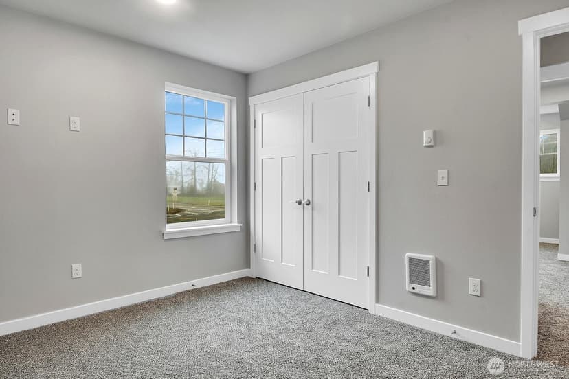 Property photo for 3712 NE 127 Drive NE #B, Lake Stevens photo 12