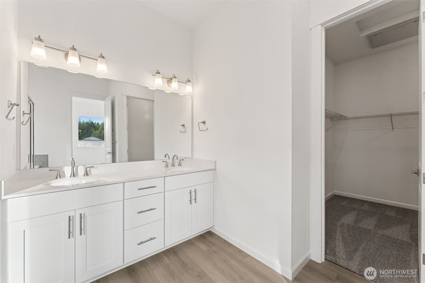 Property photo for 5811 Thornhill Avenue SW #300, Port Orchard photo 11