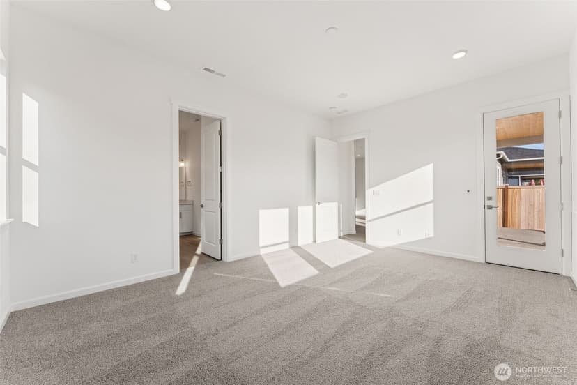 Property photo for 5811 Thornhill Avenue SW #300, Port Orchard photo 9