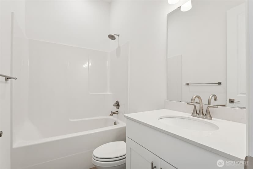 Property photo for 5811 Thornhill Avenue SW #300, Port Orchard photo 7