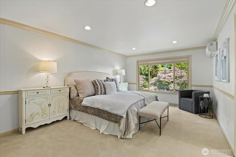 Property photo for 1704 154th Avenue SE, Bellevue photo 6