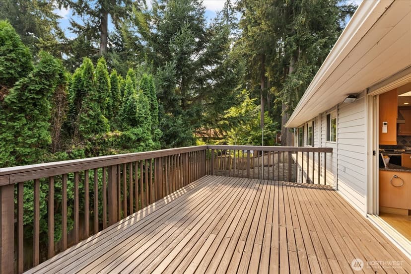Property photo for 1704 154th Avenue SE, Bellevue photo 29