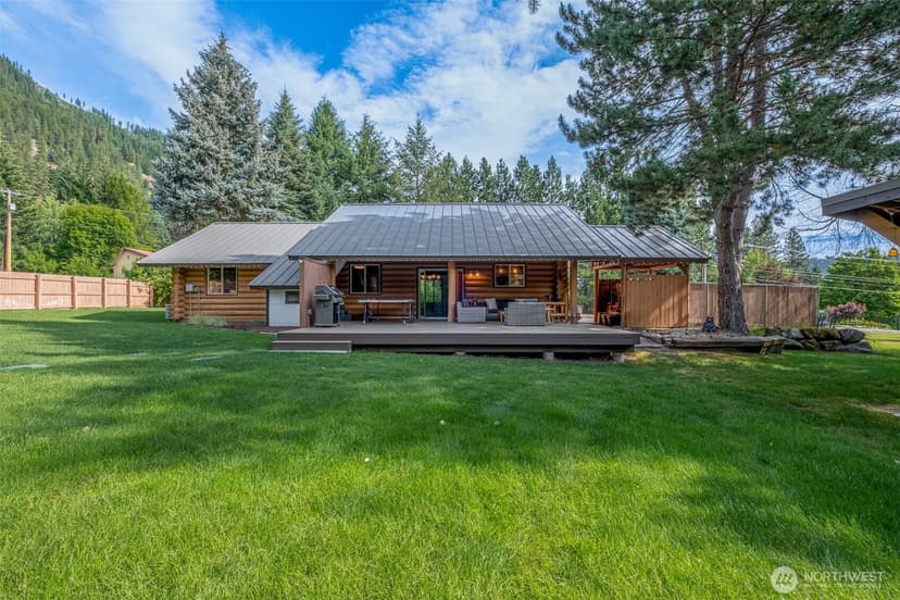 Property photo for 12875 Prowell St, Leavenworth photo 8