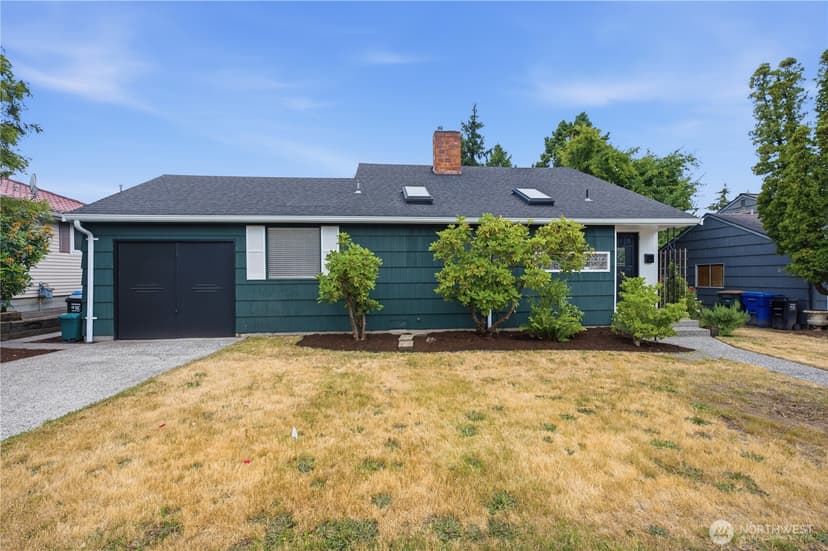 Property photo for 9231 26th Avenue SW, Seattle photo 2