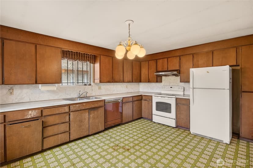 Property photo for 2715 22nd Avenue S, Seattle photo 6