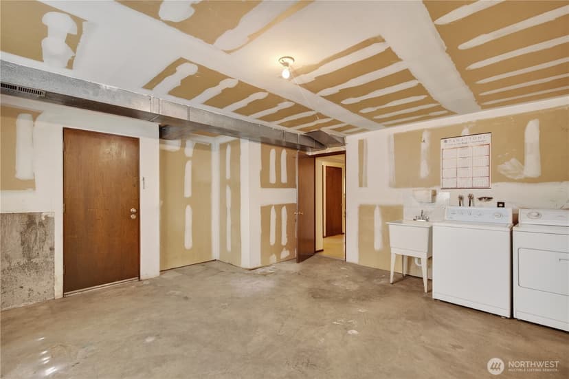 Property photo for 2715 22nd Avenue S, Seattle photo 30