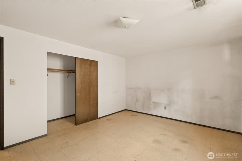 Property photo for 2715 22nd Avenue S, Seattle photo 17