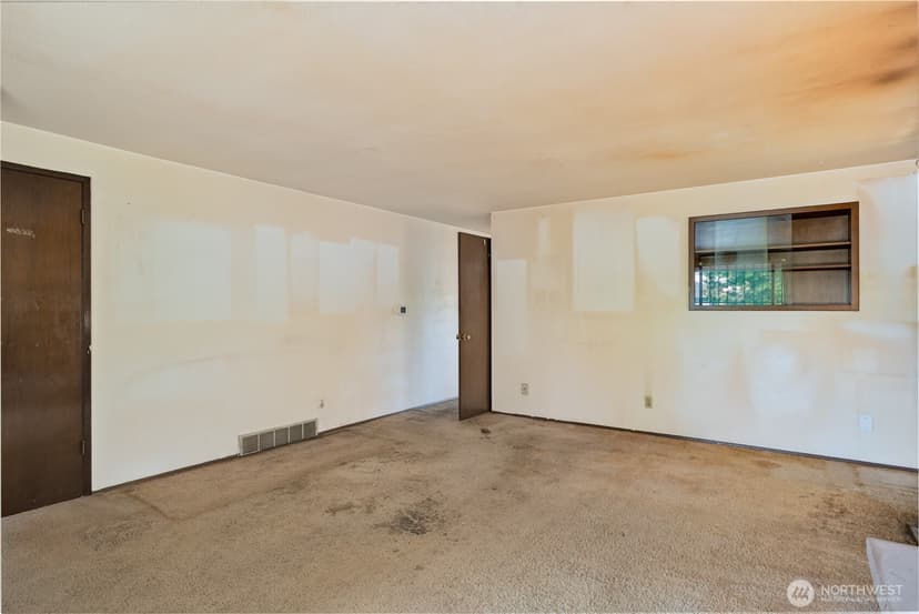 Property photo for 2715 22nd Avenue S, Seattle photo 21