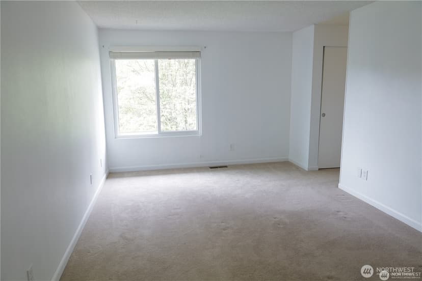 Property photo for 13312 NE 117th Way, Redmond photo 11