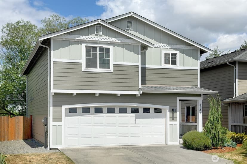 Property photo for 4541 148th Street NE, Marysville photo 2