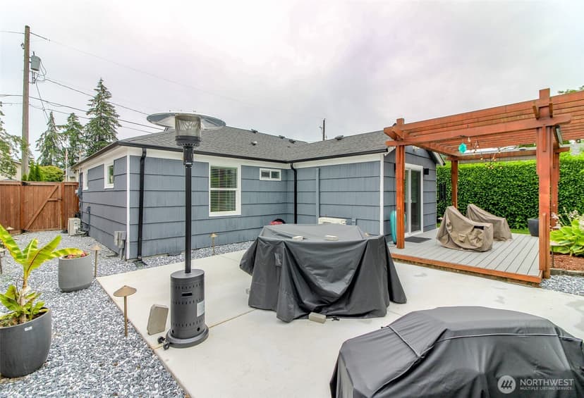Property photo for 9610 Oak Lane SW, Lakewood photo 25