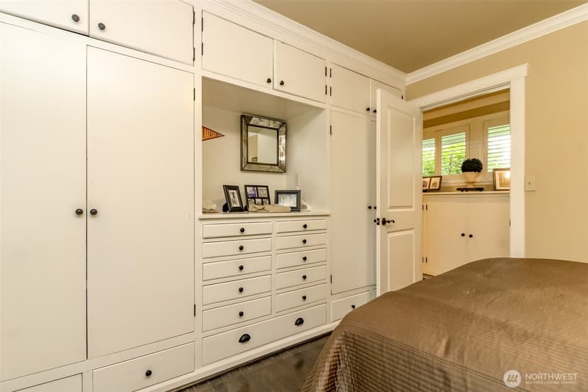 Property photo for 10415 Brook Lane SW, Lakewood photo 26
