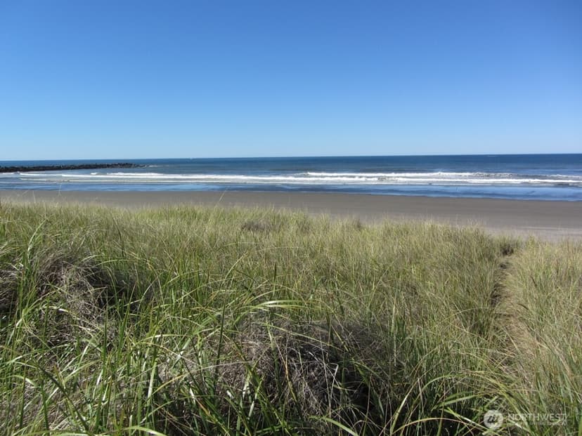 Property photo for 1437 Ocean Shores Boulevard SW, Ocean Shores photo 5