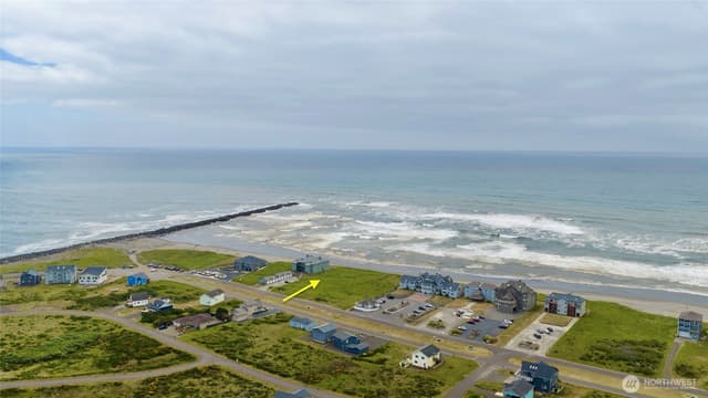 Property photo for 1437 Ocean Shores Boulevard SW, Ocean Shores photo 2