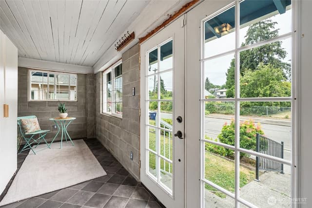 Property photo for 1512 S Oakes Street, Tacoma photo 3