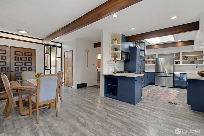 Property photo for 6807 44th Street Court W, University Place photo 7