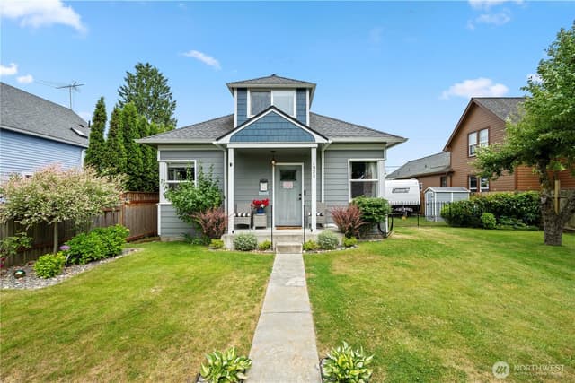 Property photo for 1925 Rainier Avenue, Everett