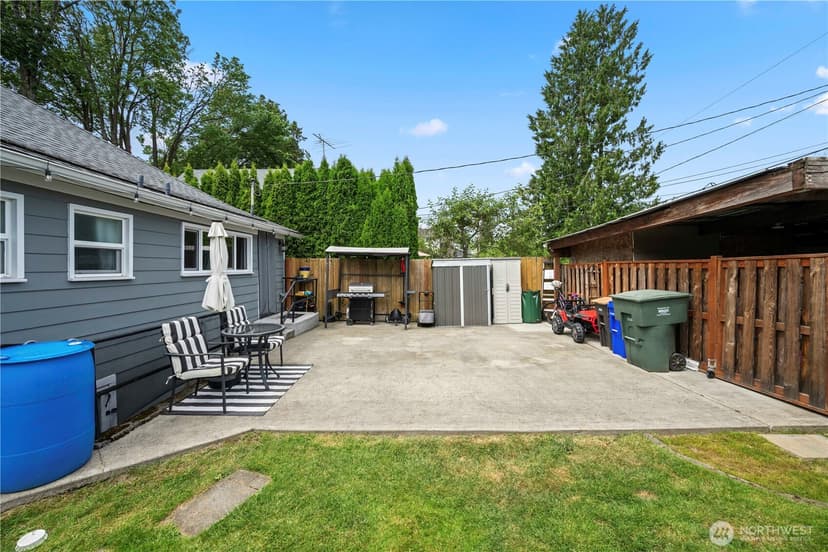 Property photo for 1925 Rainier Avenue, Everett photo 27