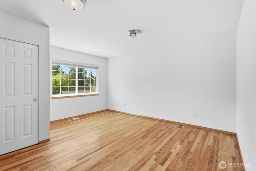 Property photo for 18009 Ambleside Court, Arlington photo 25