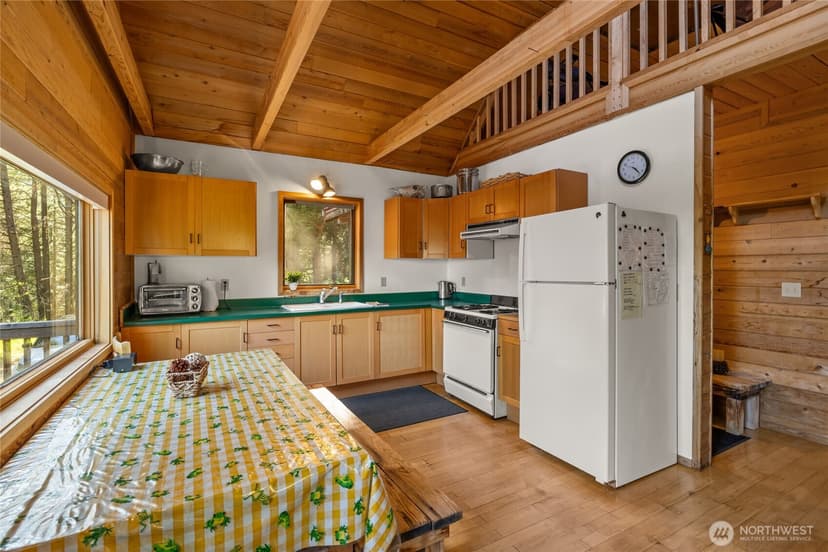 Property photo for 540 Hub Lane, Cle Elum photo 11
