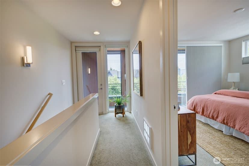 Property photo for 3834 California Avenue SW, Seattle photo 20