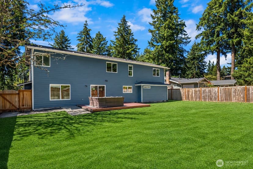 Property photo for 9210 171st Avenue NE, Redmond photo 31
