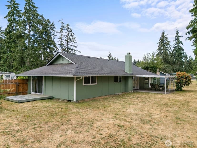 Property photo for 14920 12th Avenue E, Tacoma photo 26