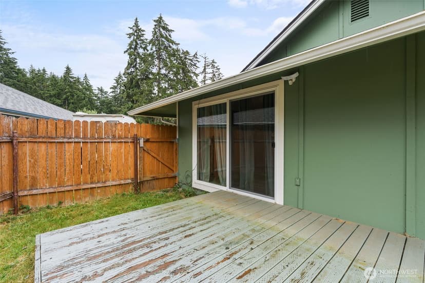 Property photo for 14920 12th Avenue E, Tacoma photo 27
