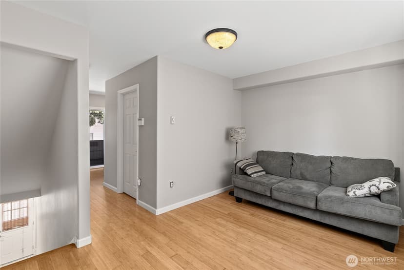 Property photo for 7703 11th Avenue SW, Seattle photo 4