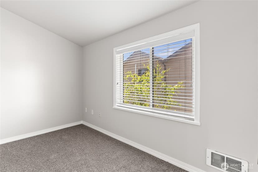 Property photo for 7703 11th Avenue SW, Seattle photo 19