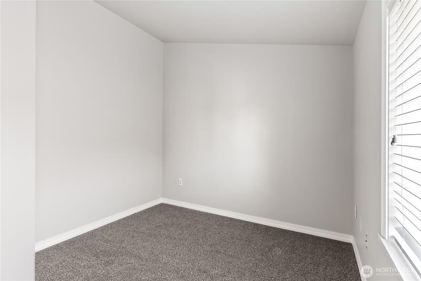 Property photo for 7703 11th Avenue SW, Seattle photo 18