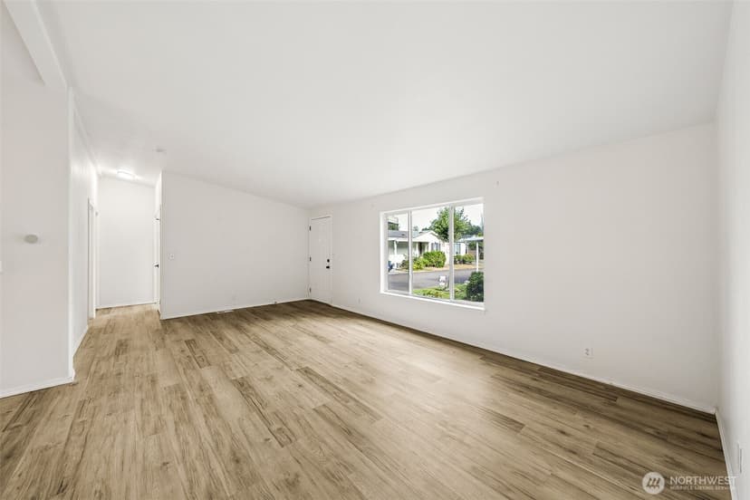 Property photo for 9421 21st Avenue E, Tacoma photo 16