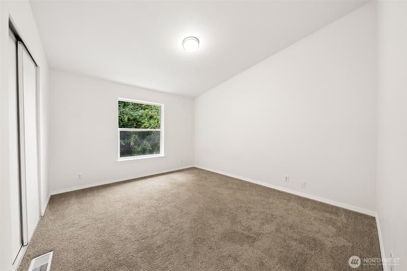 Property photo for 9421 21st Avenue E, Tacoma photo 21