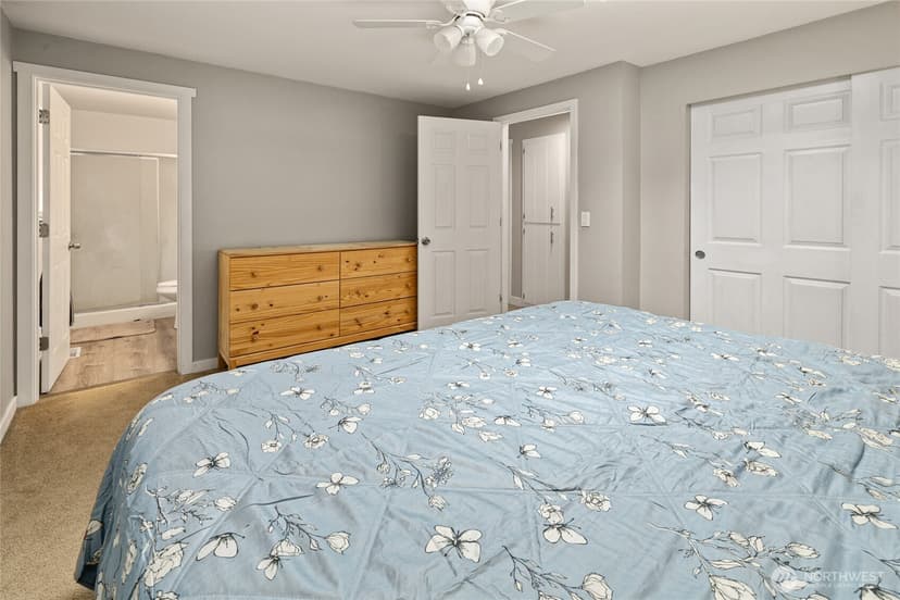Property photo for 10913 30th Street Ct E, Edgewood photo 18
