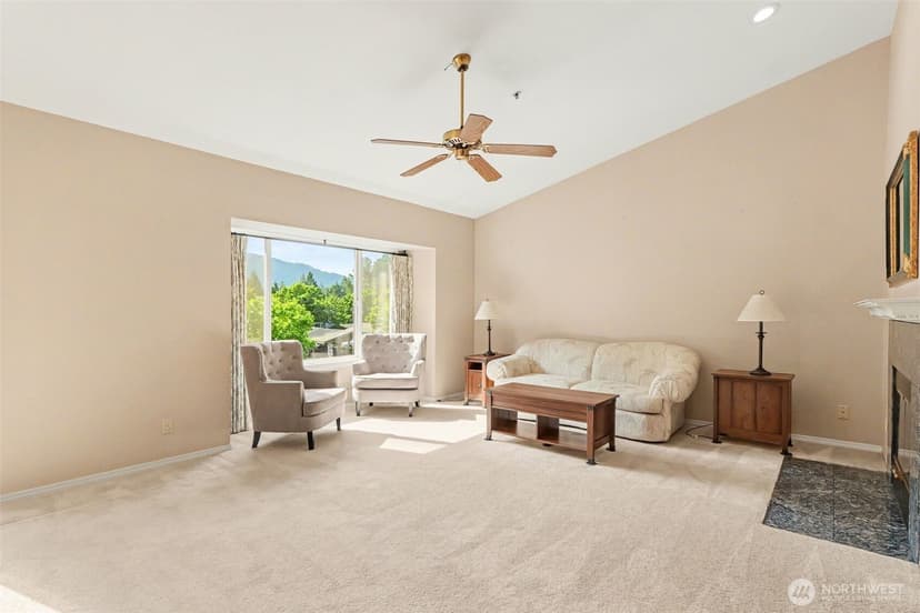 Property photo for 202 Mountain Park Boulevard #B303, Issaquah photo 9