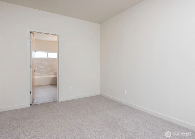 Property photo for 12032 33rd Ave NE #F, Seattle photo 14