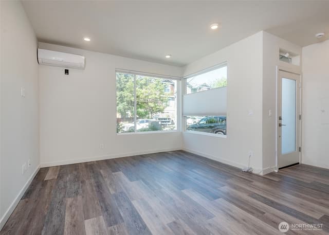 Property photo for 12032 33rd Ave NE #F, Seattle photo 3