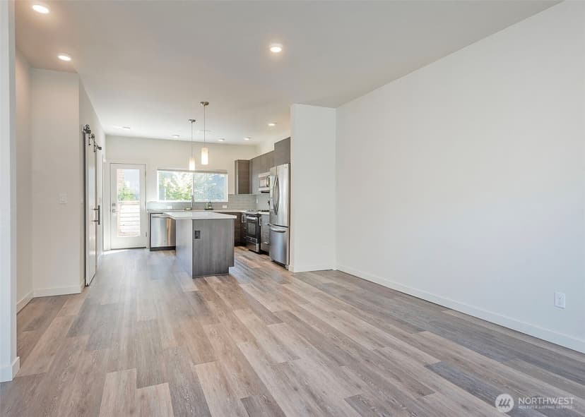 Property photo for 12032 33rd Ave NE #F, Seattle photo 5