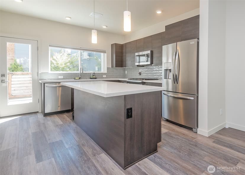 Property photo for 12032 33rd Ave NE #F, Seattle photo 12