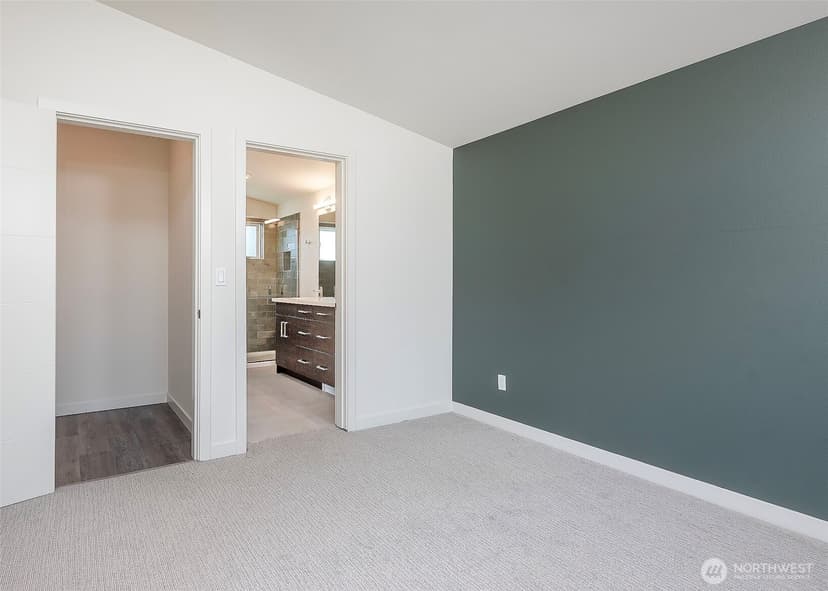 Property photo for 12032 33rd Ave NE #F, Seattle photo 15