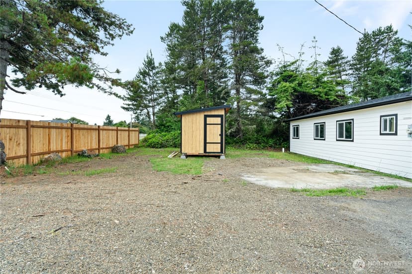 Property photo for 328 Ensign Avenue NW, Ocean Shores photo 16