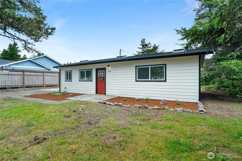Property photo for 328 Ensign Avenue NW, Ocean Shores photo 17
