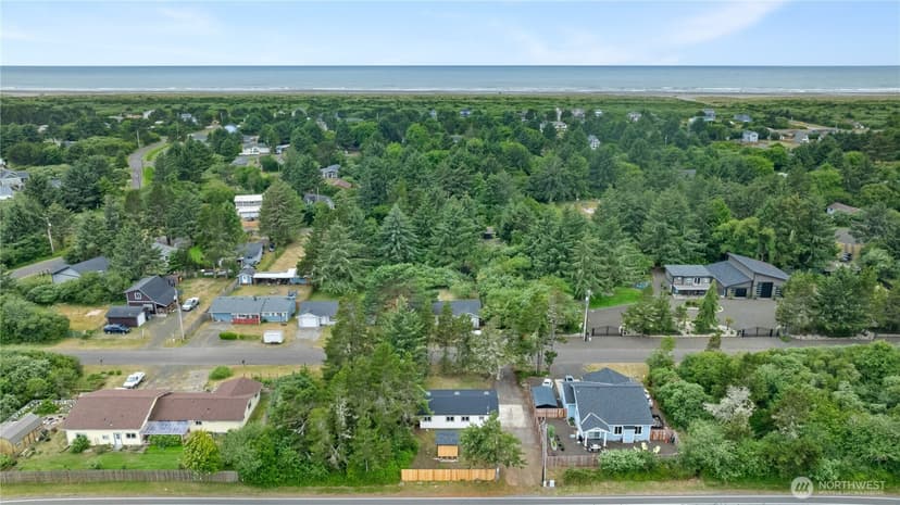 Property photo for 328 Ensign Avenue NW, Ocean Shores photo 20