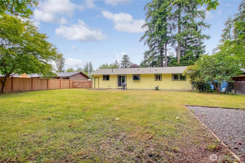 Property photo for 18233 SE 262nd Place, Covington photo 17